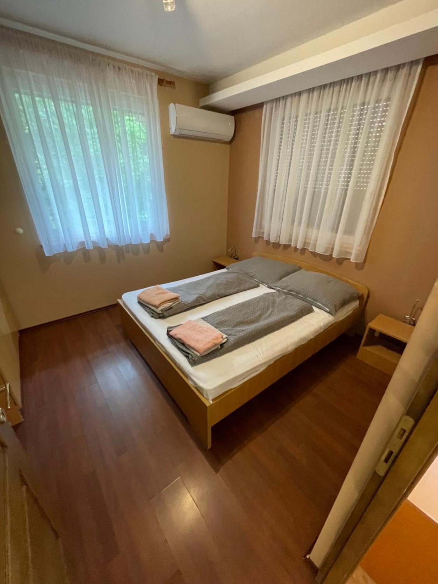 Happy Sun Medencés Apartman Siófok Exterior foto